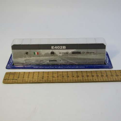 Amercom Italy E402B model train