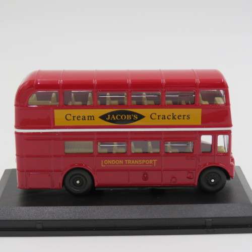 Oxford London Bus `Typhoo Tea` die-cast model in case