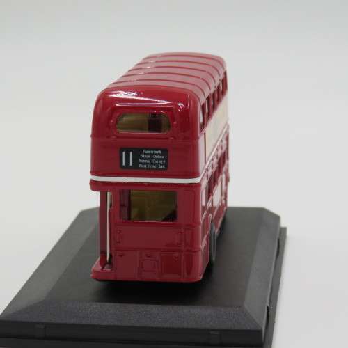 Oxford London Bus `Typhoo tea` die-cast model in case