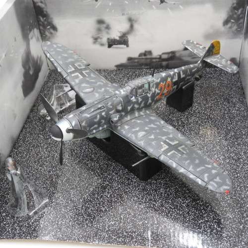 Unimax Forces of Valor German BF 109 G-6 Red 29 die-cast model plane in box - Scale 1/32