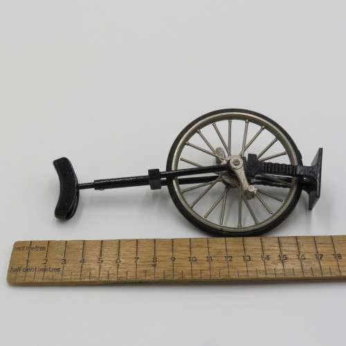 Miniature die-cast mono bike unicycle model
