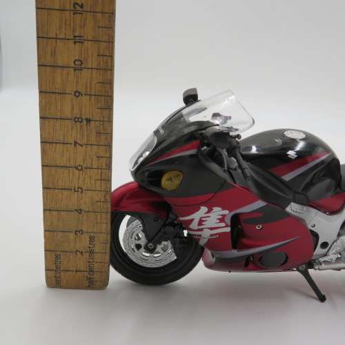 NewRay Suzuki GSX 1300R Hayabusa model motorcycle - Scale 1/12