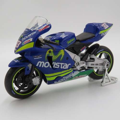 Maisto 2005 Honda RC211V Movistar MotoGP model motorcycle - #33 Marco Melandri - Scale 1/18