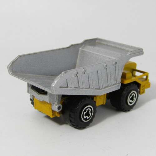 Majorette #274 Benne Carriere dump truck toy car - scale 1/100