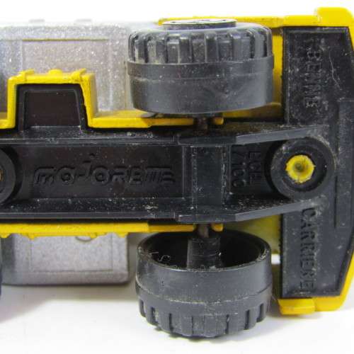 Majorette #274 Benne Carriere dump truck toy car - scale 1/100