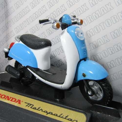MotorMax Honda Metropolitan die-cast model motorcycle in box - scale 1/18