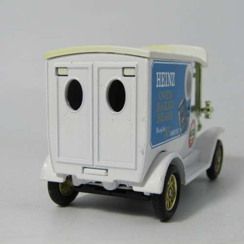 Lledo 1920 Ford Model T van - Heinz Baked Beans model car in box