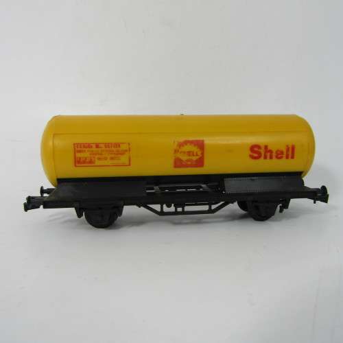 Lima HO scale FS Italia Shell tanker wagon