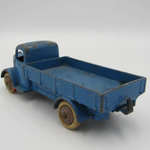 Meccano Ltd Dinky Toys Austin flat bed truck die-cast model
