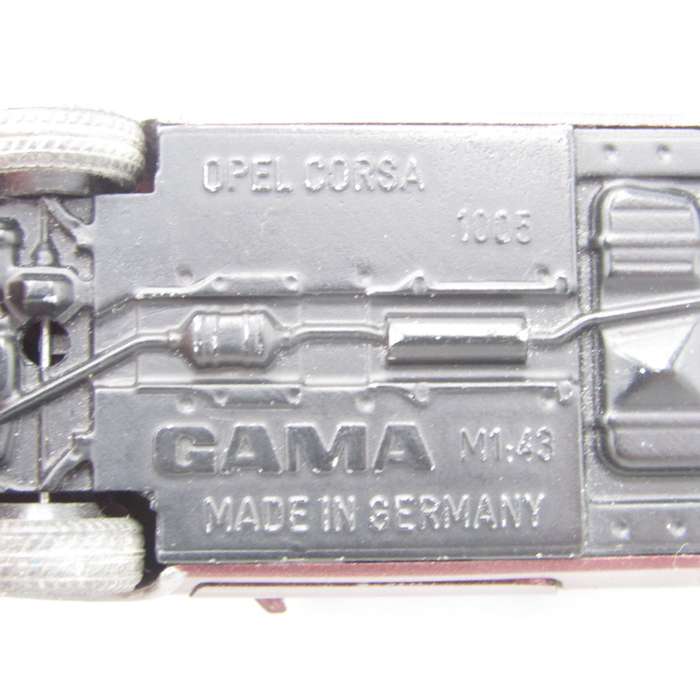 Gama #1005 Opel Corsa die-cast model car - scale 1/43