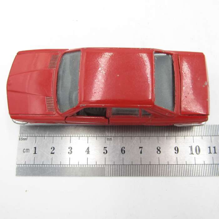 Gama #1149 BMW 528i die-cast model car - scale 1/43