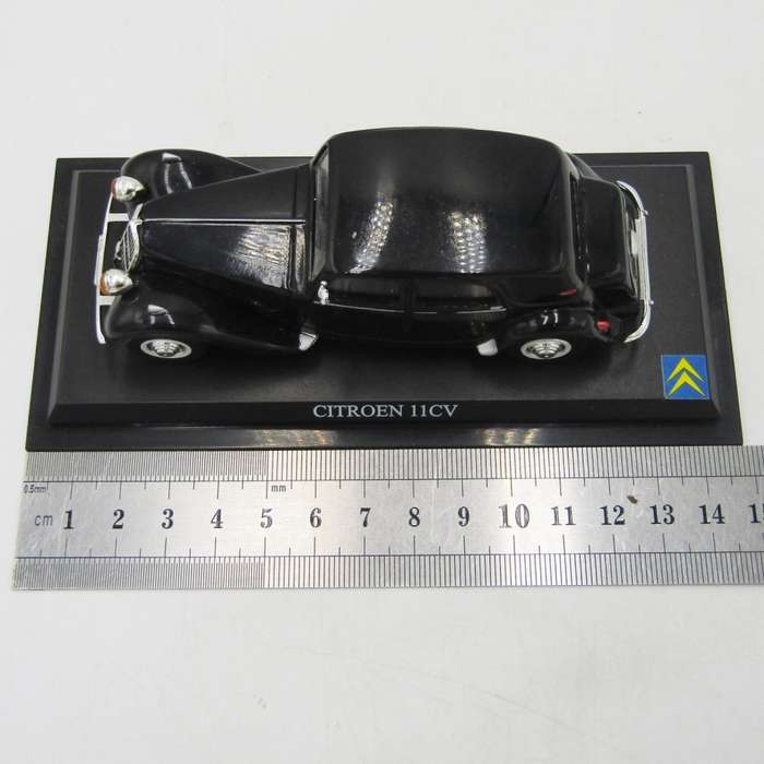 Del Prado 1954 Citroen 11 CV die-cast model car - scale 1/43