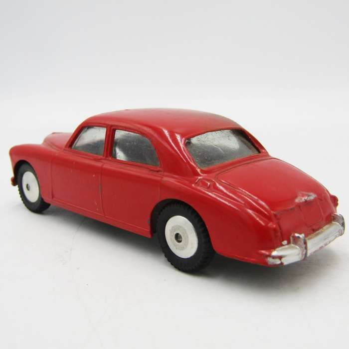Corgi Toys #205 Riley Pathfinder die-cast toy car
