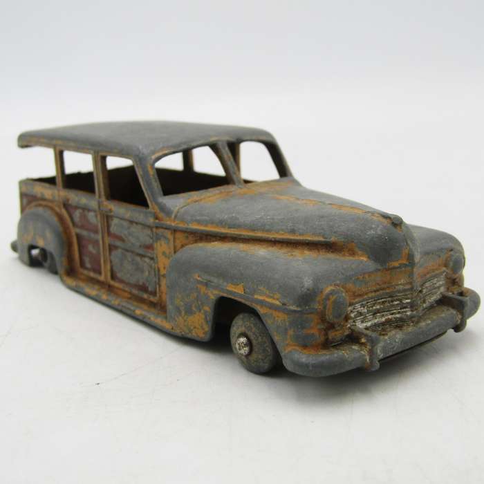 Meccano Dinky Toys Woody Estate car - well used - no tyres