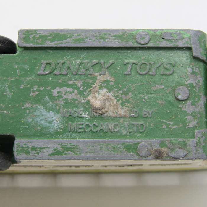 Dinky Toys #290 London Double decker bus die-cast toy car - missing tyre