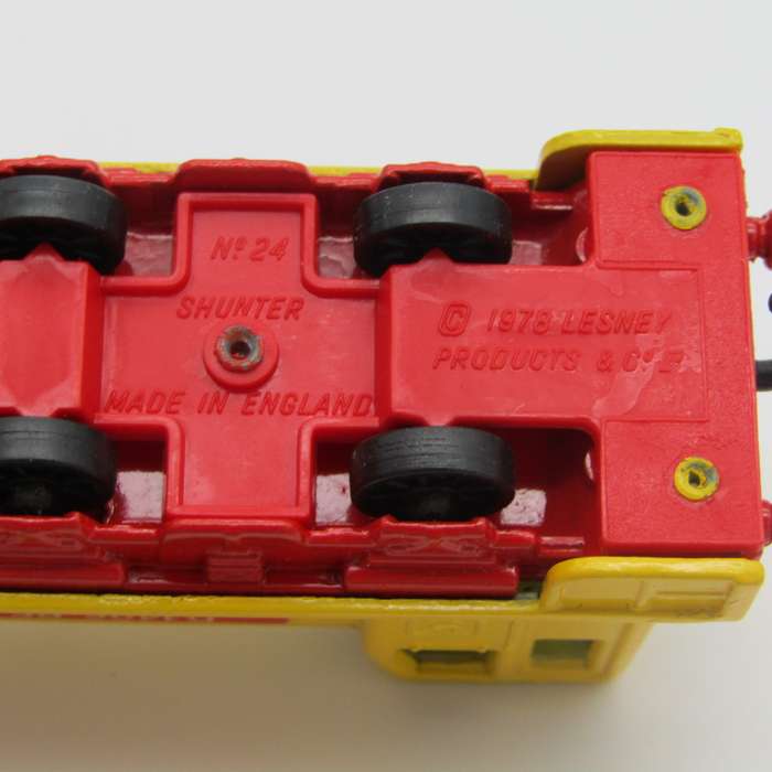 Matchbox #24 Diesel shunter die-cast toy train - Yellow - mint boxed