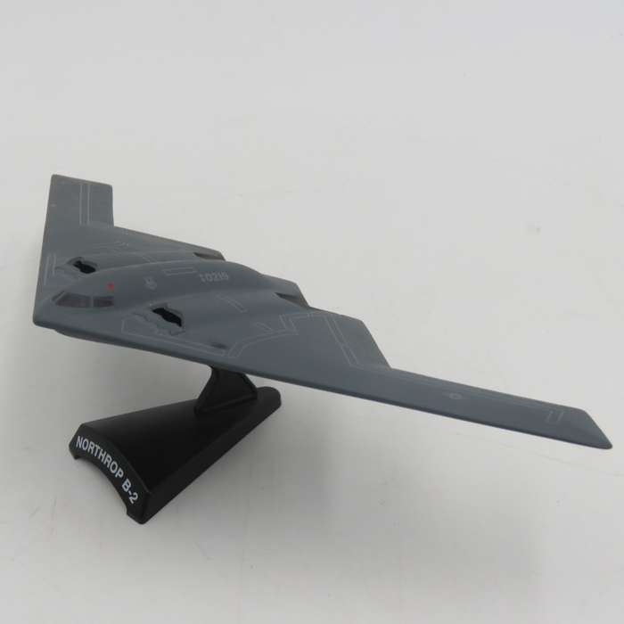 Northrop B-2 die-cast model plane - scale 1/280 - Stand pin broken