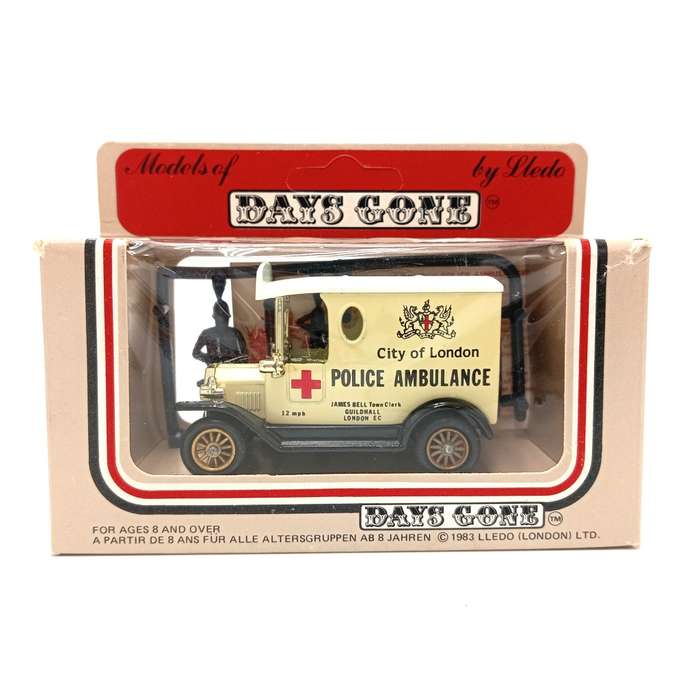 Lledo Ford model T City of London Police Ambulance in box with figurines