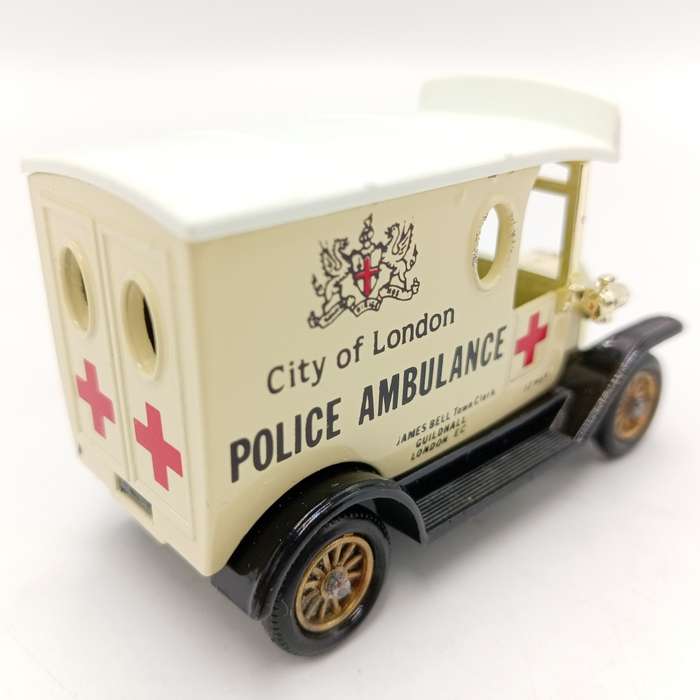Lledo Ford model T City of London Police Ambulance in box with figurines