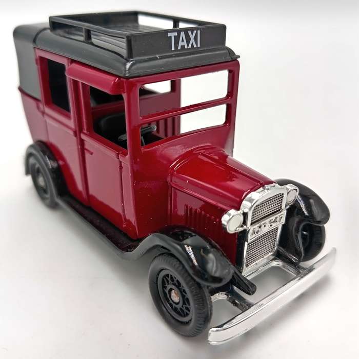 Lledo 1933 Austin taxi Model car in box