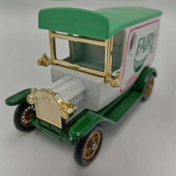 Lledo Ford Model T Fairy delivery van model car in box