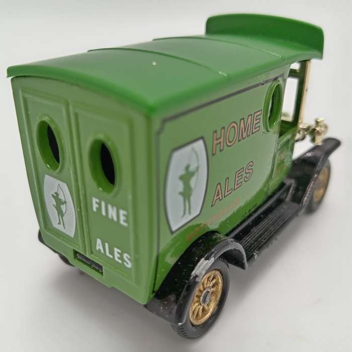 Lledo Ford Model T advertisement die-cast model - Home Ales - in box with figurines