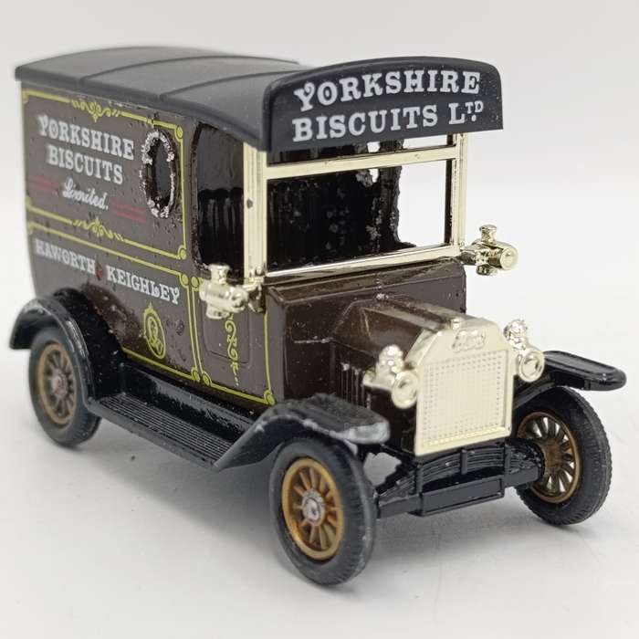 Lledo Ford Model T Yorkshire Biscuits delivery van in box with figurines