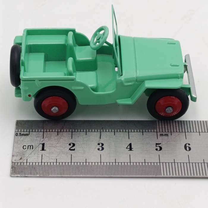 DeAgostini Dinky Toys Jeep die-cast model car in box