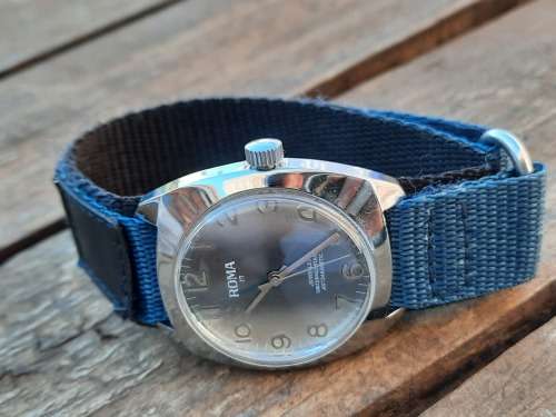 vintage men's Roma watch