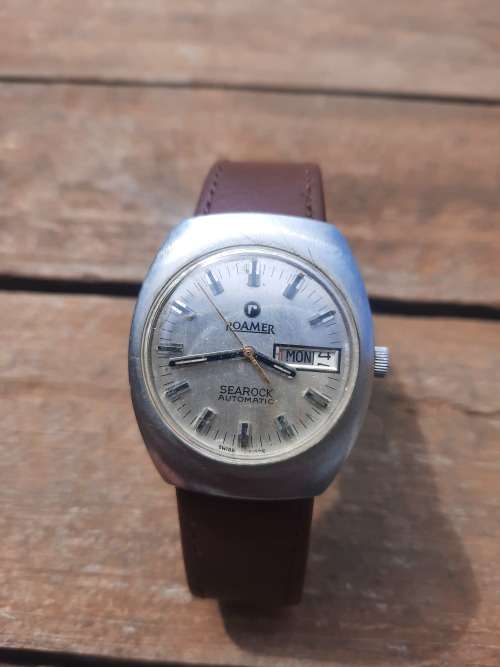 vintage men's Roamer searock