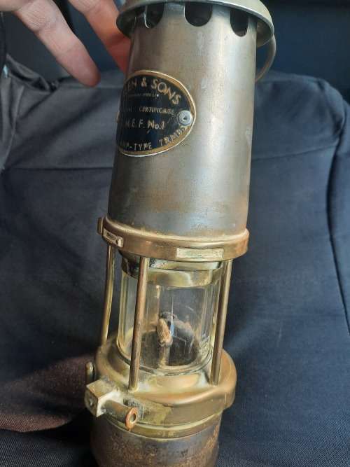 vintage wolf lamp