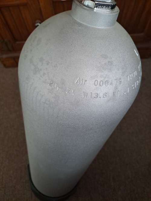 new diving cylinder