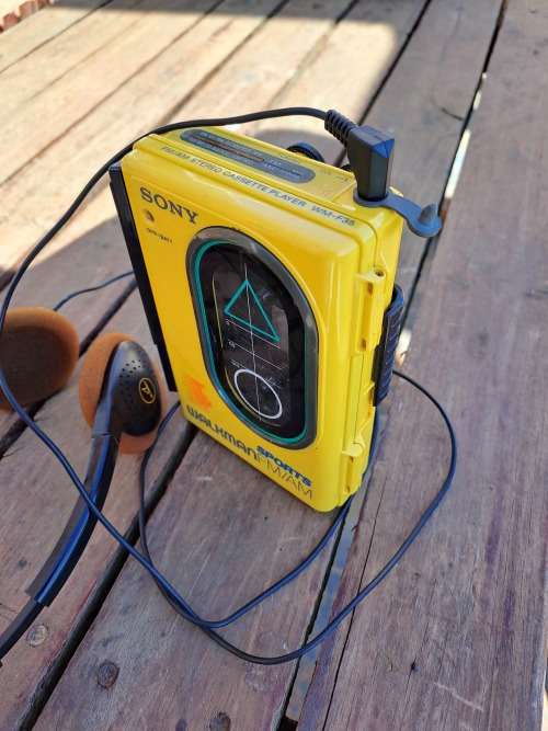 Vintage Walkman working 100%