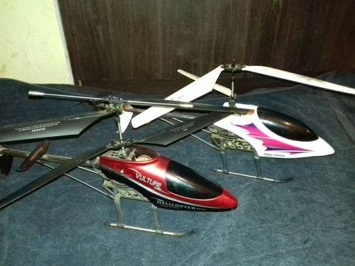 Helicopter b848 and 848 and a lot of spares even for the smaller ones