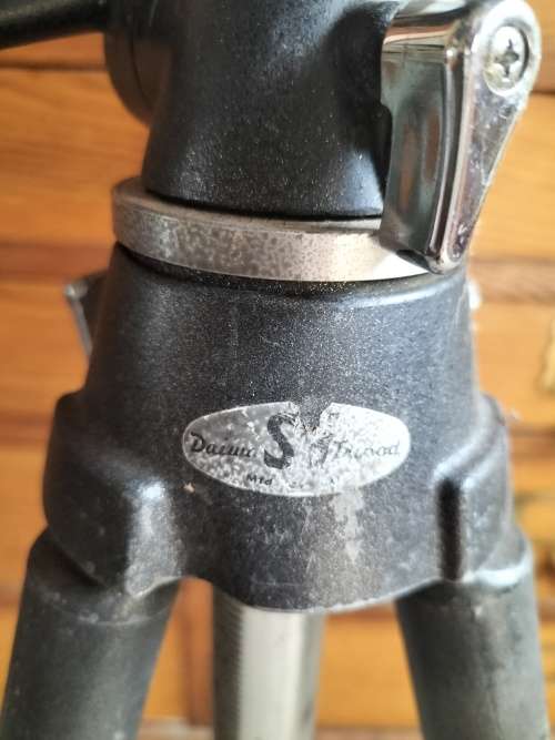 Camera tripod