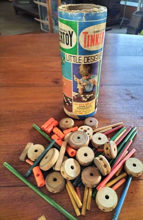 Vintage Tinkertoy (Little designer No 126) - Incomplete