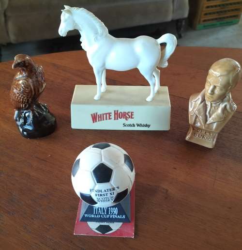 Whiskey - Collection of smaller advertising items