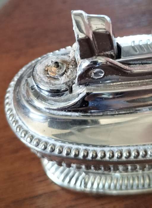 Vintage Ronson cigarette lighter