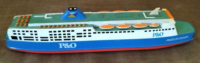Vintage metal toy / souvenir ship
