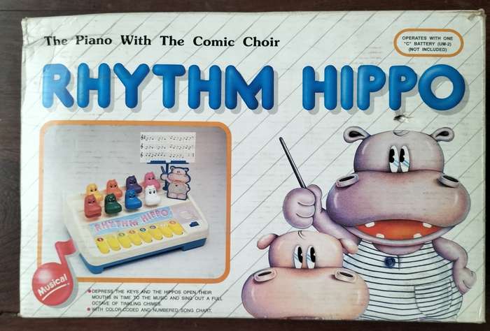 New old stock - Vintage battery operated toy piano