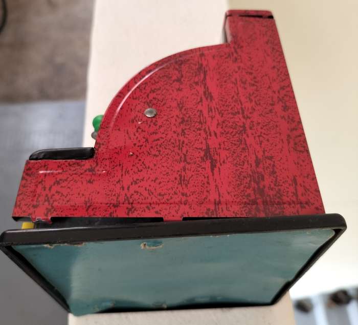 Vintage tin toy - cash register