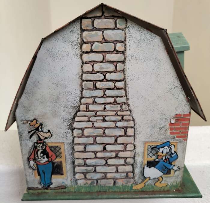 Vintage tin toy house - USA made