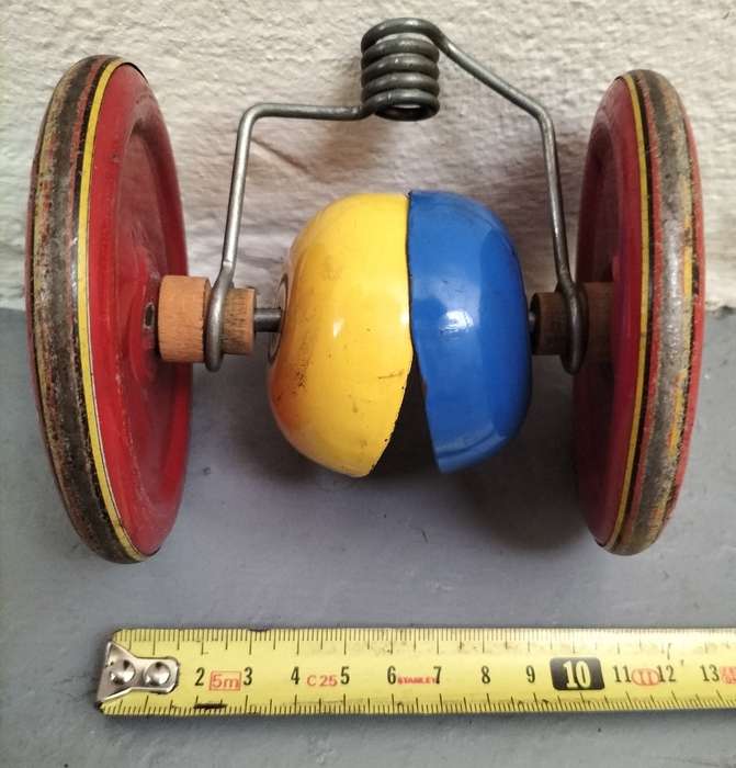 Vintage tin toy - musical/noisy roller