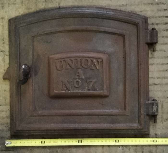 Vintage Union No 7 oven door - with some rust