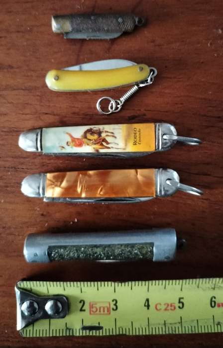 Vintage miniature pocket knives (x 5)