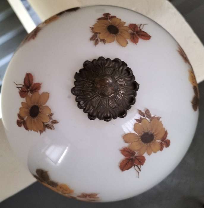 Heavy lamp shade (with flower patterns)