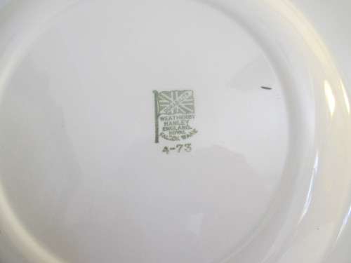 Weatherby Hanley Falcon Ware London   `Rembrandt`. No. 4-73. Great Vintage Condition. 27cm diameter.