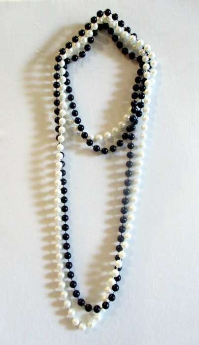 2x Vintage Fashion Jewelry Necklace. 120cm As per Photo.
