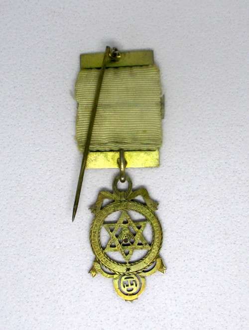 Masonic Companions Royal Arch Chapter Standard Breast JEWEL / Companion