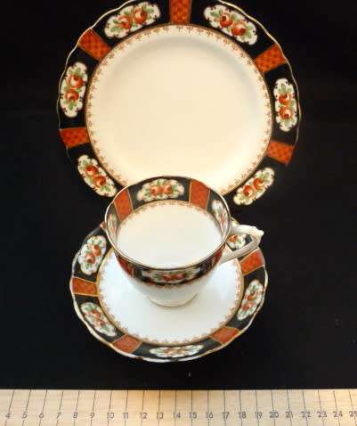 Vintage Chelson China Trio Tea Cup Saucer and Side Plate.